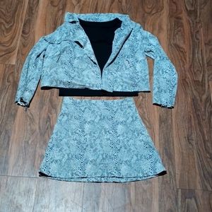 Bg girls, 7.  S.  Black and white